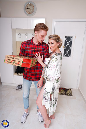 Madpornpics - seduction