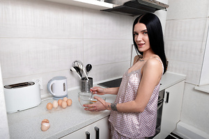 Madpornpics - Hot XXX pictures of a MILF are taken in the kitchen