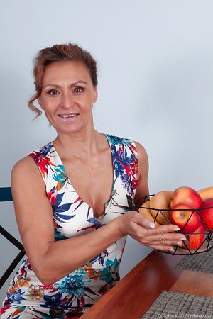 Madpornpics - hairy moms panties