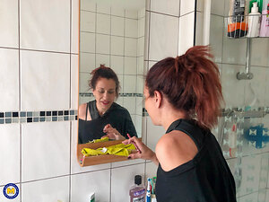 Mature NL, Free Mature Pictures Gallery