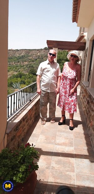 Mature NL, Free Mature Pictures Gallery