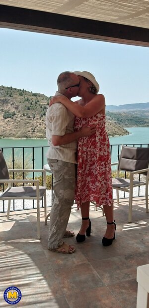 Mature NL, Free Mature Pictures Gallery