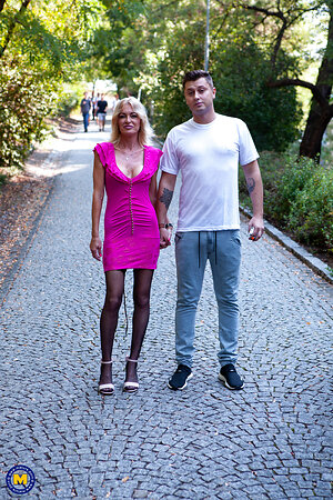 Mature NL, Free Mature Pictures Gallery