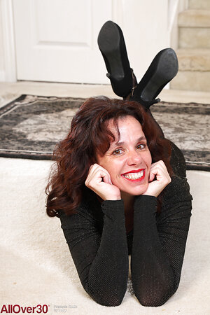 AllOver30, Mature Pictures, Milf Pics