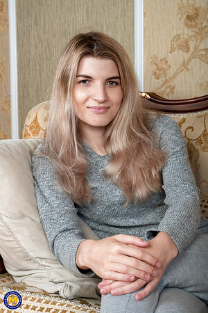 Mature NL, Free Mature Pictures Gallery