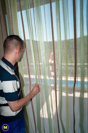 Mature NL, Free Mature Pictures Gallery