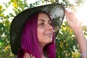 Anilos, Mature Women Pictures