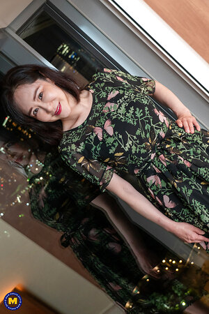 Mature NL, Free Mature Pictures Gallery