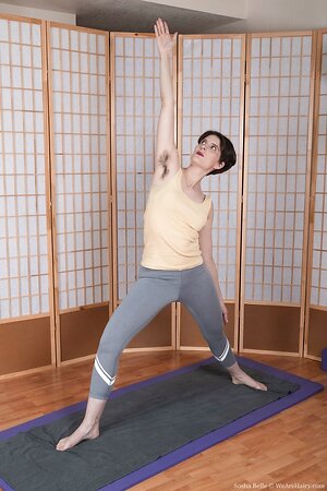 We Are Hairy, MILF Hairy Pussy Pictures