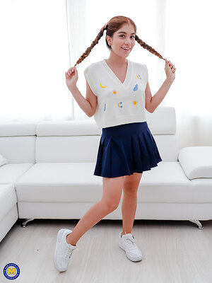 Mature NL, Free Mature Pictures Gallery