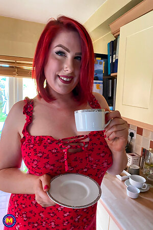 Mature NL, Free Mature Pictures Gallery