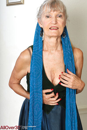 AllOver30, Mature Pictures, Milf Pics