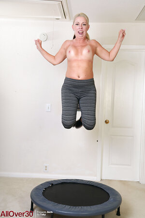 AllOver30, Mature Pictures, Milf Pics