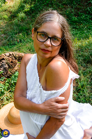 Mature NL, Free Mature Pictures Gallery