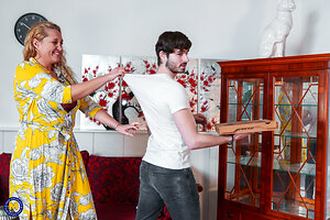 Mature NL, Free Mature Pictures Gallery