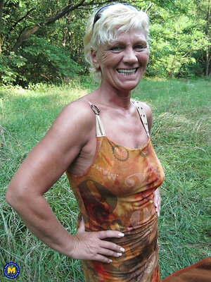 Mature NL, Free Mature Pictures Gallery