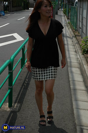 Mature NL, Free Mature Pictures Gallery