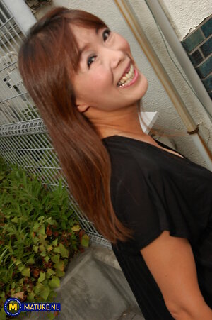 Mature NL, Free Mature Pictures Gallery