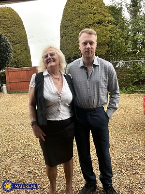 Mature NL, Free Nude Mature & MILF Pics Gallery