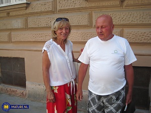 Mature NL, Free Nude Mature & MILF Pics Gallery