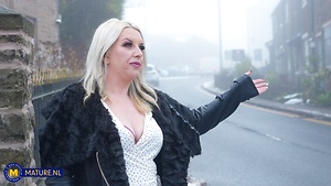 Mature NL, Nude Mature Women & MILF Pics Gallery