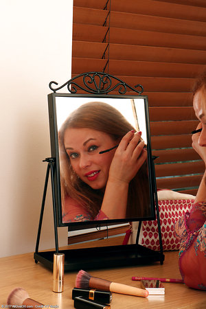 AllOver30, Mature Pictures, Milf Pics