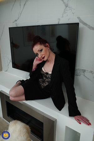 Mature NL, Free Mature Pictures Gallery