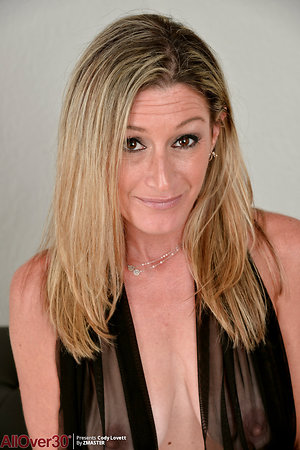 AllOver30, Mature Pictures, Milf Pics