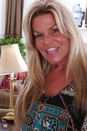 Mature NL, Free Mature Pictures Gallery