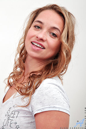 Anilos, Mature Women Pictures