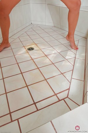 She likes to shit standing up in the shower is comfortable and sexy