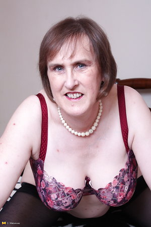 After removing her bra she showed flabby boobs